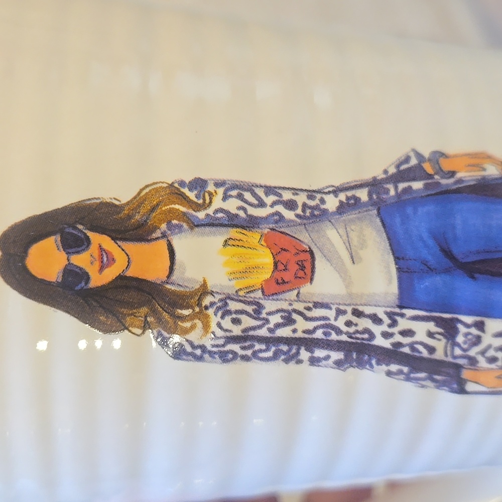Rongrong Shopping Girl Tall Mug - Picture 2 of 7
